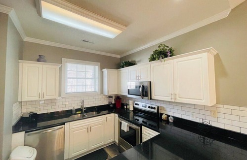 Central Myrtle Beach Condo | Unforgettable vacation in the center of MB!