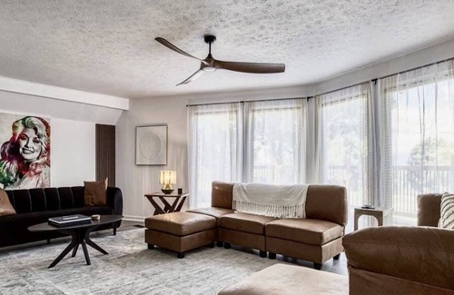 Kodak House | Unique 4Bed/3Bath A-Frame