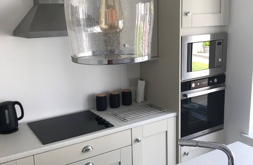 Belfast House | UNIQUE BELFAST STAY