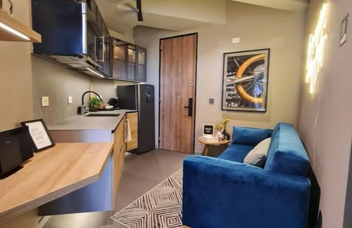 Calle 100 Apartment | Unique Design Loft With Balcony