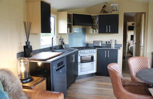 Glentham House | Unique Family Lodge, Puppy Lounge & Games Room