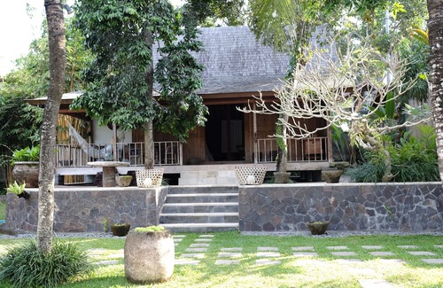 Babakan Cottage | Unique Gladak House in Canggu Resort
