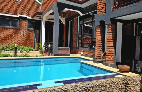 Karatu Apartment | Unique Homestays A - 2 bedrooms with swimming pool and Free Wi-Fi