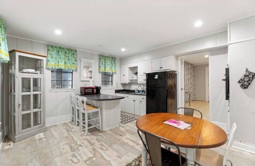 Mobile Cottage | Unique Midtown Home - Private Parking!