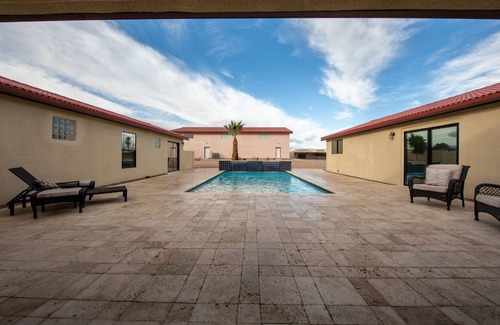 Enterprise Villa | Unique Spacious 5 bedroom Villa with courtyard pool