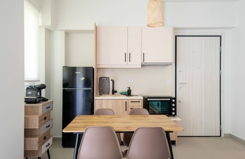 Patras Apartment | Unique suites only 1 minute away from the sea and Pet-Friendly!