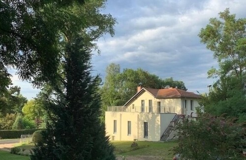 Liepe Apartment | Unique vacation apartment for 6 to 8 people with a historic ambience