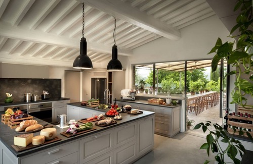 Greve in Chianti Villa | Unique Villa with Infinity Pool in the heart of Chianti