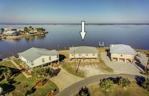 Dauphin Island Cottage | Unique Waterfront Property Overlooking Two Bays. Dog-Friendly! New Upgrades!