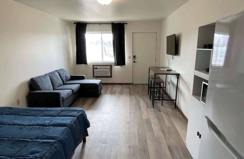 Wisconsin Dells Apartment | Unit 1 - Stand Rock Studios