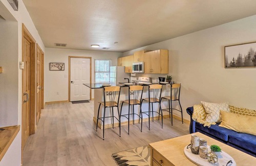 Cecil Cottage | Unit < 11 Mi to Alma Performing Arts Center!