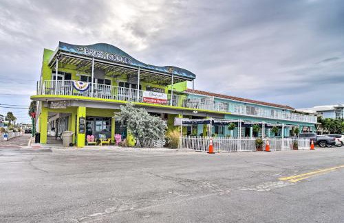 Pass-a-Grille Historic District Apartment | Unit 3 Blocks Gulf to Beaches Historical Museum!