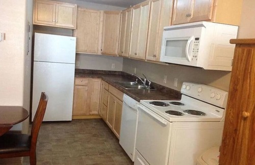 Harvey Apartment | Unit 3: Cozy Studio Microhotel with full kitchen