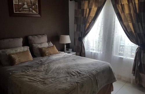 St. Lucia Apartment | Unit 30 The Bridge - FAMILY UNIT IN A PRIME SPOT ON THE GROUND FLOOR