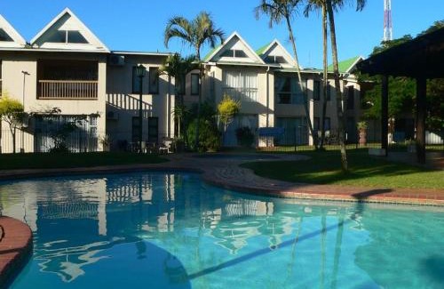 St. Lucia Apartment | Unit 30 The Bridge - FAMILY UNIT IN A PRIME SPOT ON THE GROUND FLOOR