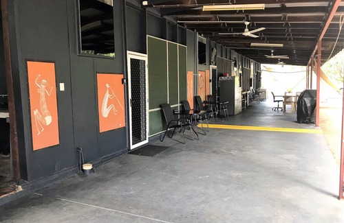 Wagait Beach Apartment | Unit 4 Golden Sands Retreat, Self-Contained Unit in Wagait Beach