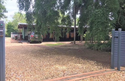 Wagait Beach Apartment | Unit 4 Golden Sands Retreat, Self-Contained Unit in Wagait Beach