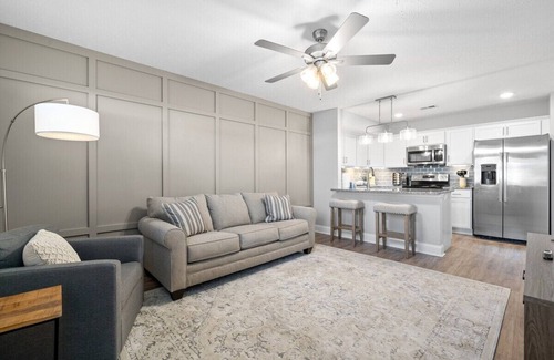 Clarksville House | Unit #908 Peachers Place Townhomes!