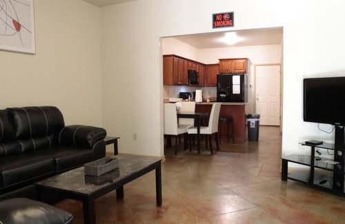 Conway House | Unit B- A charming 3-bedroom duplex with a cozy atmosphere