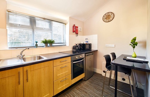 Seven Sisters Hotel | United Lodge Hotel & Apartments