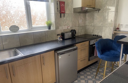 Seven Sisters Hotel | United Lodge Hotel & Apartments