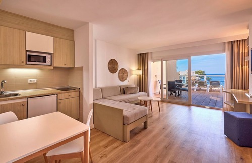 Sant Elm Apartment | Universal Aparthotel Don Camilo