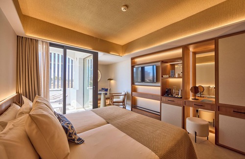 Colonia Sant Jordi Hotel | Universal Grand León & Spa