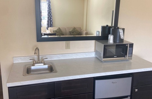 Durham Hotel | University Inn Durham next to Duke University Medical Center