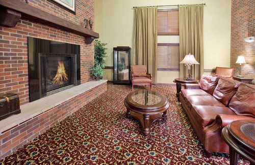 Boiling Springs Hotel | University Inn