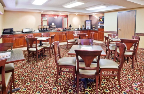 Boiling Springs Hotel | University Inn