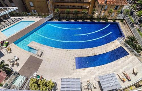 Pompeia Apartment | Unlimited Ocean Front - Frente à Praia Vista Mar Hidromassagem 2 Piscinas Climatizadas 2 Saunas Seca e Úmida Wi-Fi 350MB