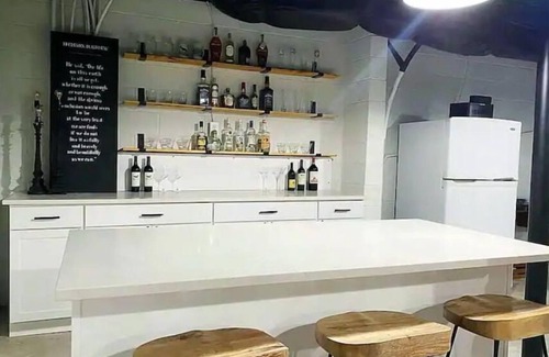 Cameron House | Unplug and relax at this peaceful farm retreat in the North Carolina pines.