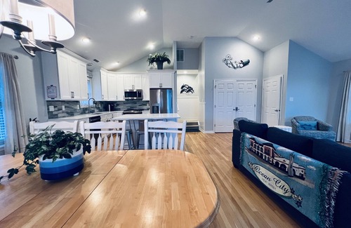 Gold Coast Condo | Unwind and relax at THE SEABREEZE VERANDA in Ocean City, New Jersey!