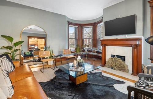 Olde Towne East House | Unwind and relax in this spacious Olde Town East home.