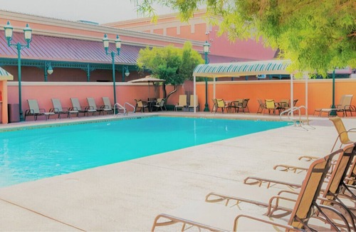 Las Vegas House | Unwind in Elegance! Your Perfect Romantic Retreat