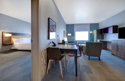 Centennial Hills Hotel | Unwind in Vegas Style! Outdoor Pool, Free Breakfast, Pet-friendly!