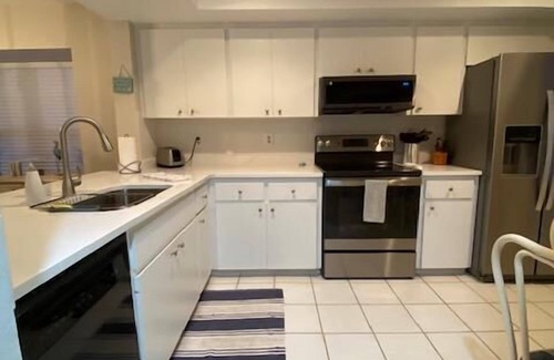 Braden River Condo | Updated 2bed/2bath end unit with gorgeous lake views!