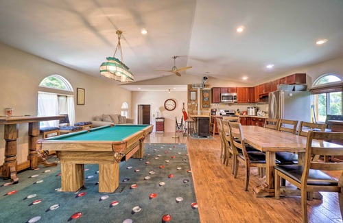 Nashport House | Updated Buckeye Lake Retreat w/Game Room!