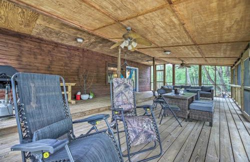Calico Rock House | Updated Cabin on White River by Boat Landing!