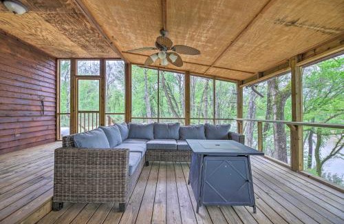 Calico Rock House | Updated Cabin on White River by Boat Landing!