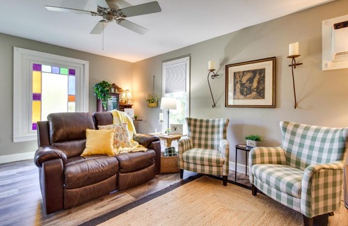 Cotter House | Updated Cotter Cottage Walk to White River!