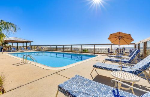Dauphin Island Apartment | Updated Dauphin Island Condo with Pool and Gulf Views!