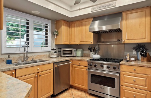 Canyon Corridor Condo | Updated Ground Floor 2BD/2BA Condo at the Popular Canyon Granada - Canyon Granad