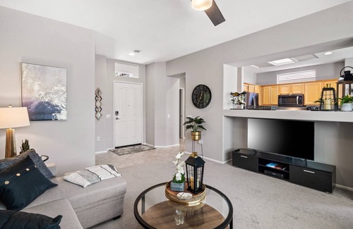 Desert Palms House | Updated Home in Sun City Palm Desert! March Available!