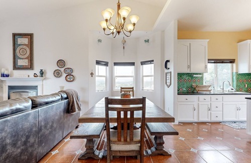 Copperopolis House | Updated mtn-view dog-friendly home with private hot tub, fireplace, firepit, W/D