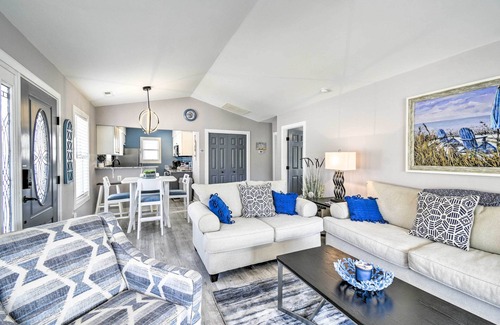 Myrtle Beach Cottage | Updated Myrtle Beach Cottage w/Shared Pool!