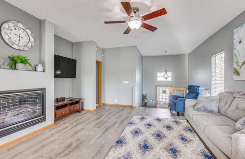 McArdle Apartment | Updated Omaha Condo - 15 Miles to Downtown!