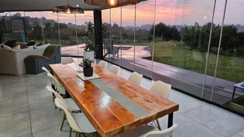 Merrivale House | Upmarket modern beautiful home