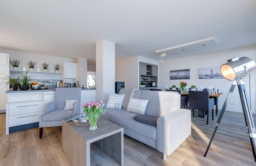 Kappeln Apartment | Upper Deck: Baltic Sea vacation apartment near the beach with sea view - even in the sauna!