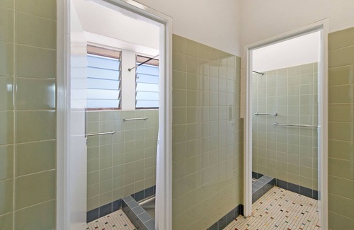 Rasmussen Hotel | Upper Ross Hotel